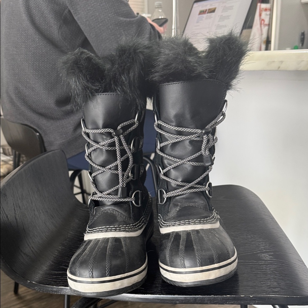 Sorel Black Waterproof Fur-Lined Boots